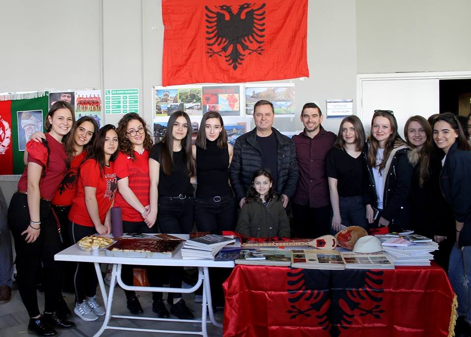 PREZANTIMI I TROJEVE SHQIPTARE NË ISTANBUL TECHNICAL UNIVERSITY NGA U.S.SH.T Foto-lajm