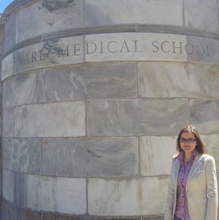 SUKSESI I DOKTORESHES SHQIPTARE NË HARVARD, INTERVISTE ME DR.ERSIDA BURANIQI SUKSESI I DOKTORESHES SHQIPTARE NË HARVARD, INTERVISTE ME DR.ERSIDA BURANIQI