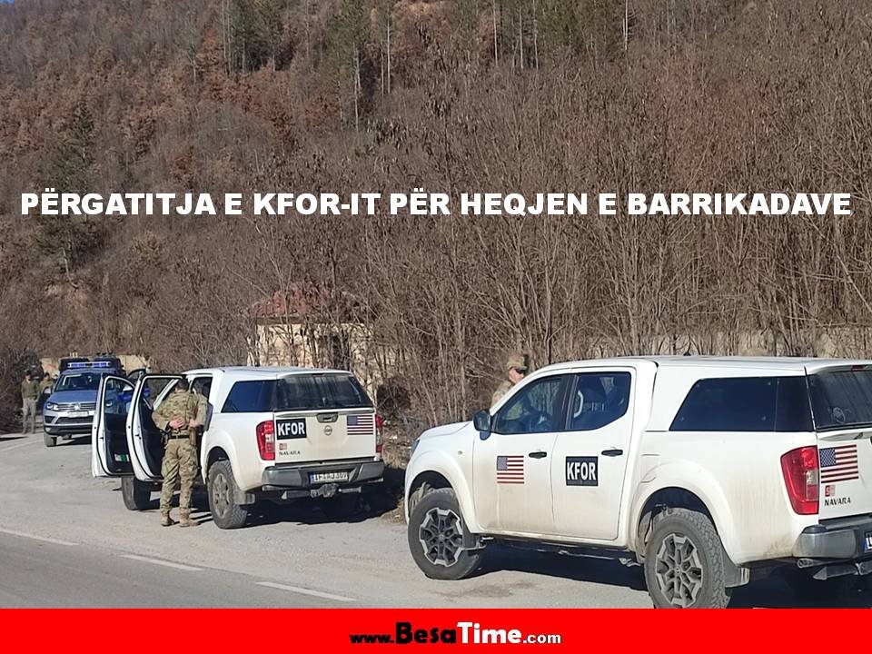 VUÇIÇ U SHPËRBLYE PËR BARRIKADAT, NDËRKOMBËTARËT S’MUND TA DËNOJNË SERBINË DHE VUÇIÇIN